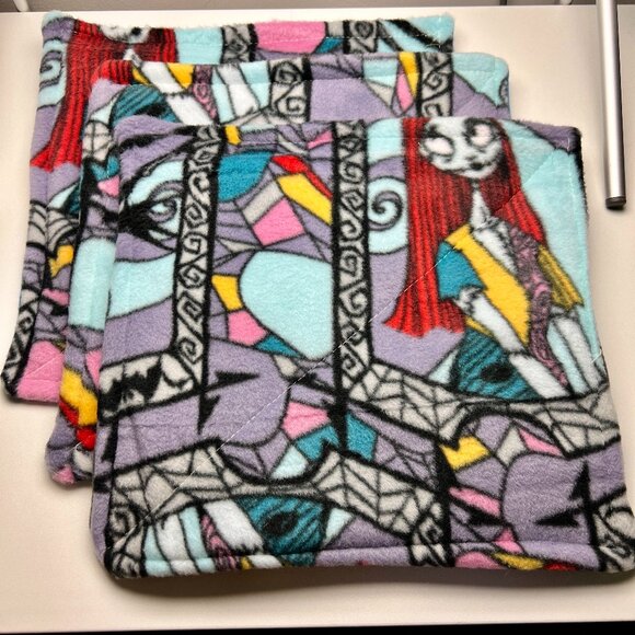 Guinea Pig Piddle Pee Pad X 2 Fleece 11" Square Reversible Washable Reusable New - Picture 1 of 4